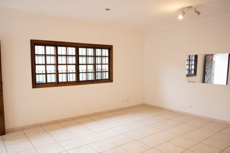 Casa à venda com 199m², 4 quartos e 3 vagasSala