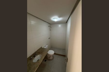 Apartamento à venda com 179m², 3 quartos e 3 vagas Apartamento à venda com 179m², 3 quartos e 3 vagasBanheiro