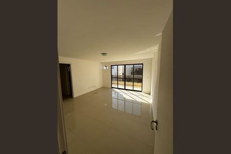 Apartamento à venda com 179m², 3 quartos e 3 vagas Apartamento à venda com 179m², 3 quartos e 3 vagasSala