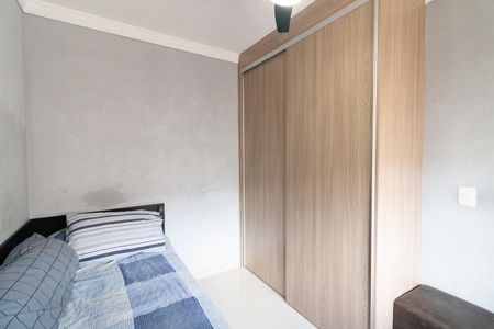 Apartamento à venda com 86m², 3 quartos e 2 vagasQuarto 2