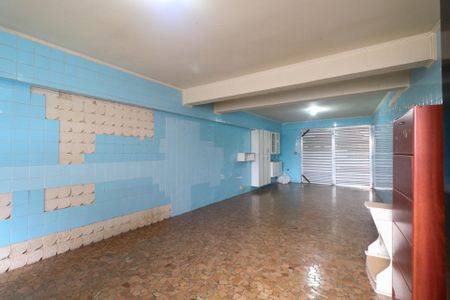 Casa à venda com 183m², 2 quartos e 5 vagas Casa à venda com 183m², 2 quartos e 5 vagasGaragem