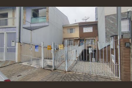 Casa à venda com 183m², 2 quartos e 5 vagas Casa à venda com 183m², 2 quartos e 5 vagasFachada