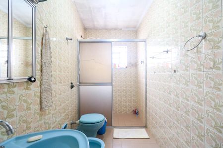 Casa à venda com 183m², 2 quartos e 5 vagas Casa à venda com 183m², 2 quartos e 5 vagasBanheiro