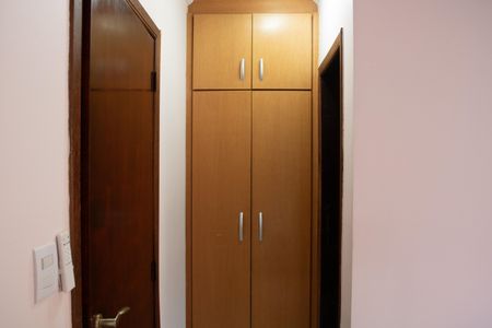 Casa à venda com 120m², 2 quartos e 2 vagas Casa à venda com 120m², 2 quartos e 2 vagasQuarto 2