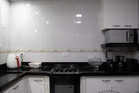 Casa à venda com 120m², 2 quartos e 2 vagas Casa à venda com 120m², 2 quartos e 2 vagasCozinha