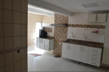 Apartamento à venda com 350m², 3 quartos e 2 vagasCozinha