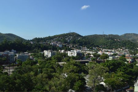 Apartamento à venda com 350m², 3 quartos e 2 vagasVista