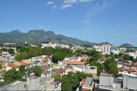 Apartamento à venda com 350m², 3 quartos e 2 vagasVista