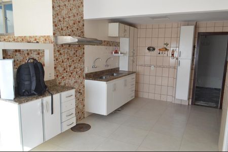 Apartamento à venda com 350m², 3 quartos e 2 vagasCozinha