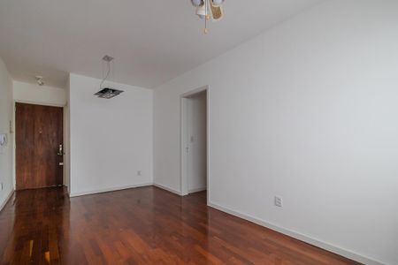 Apartamento para alugar com 83m², 3 quartos e 1 vagaSala