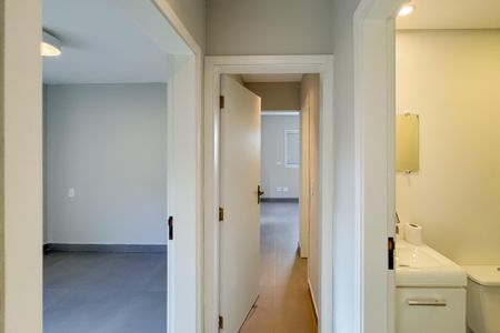Apartamento à venda com 65m², 2 quartos e 1 vagaCorredor