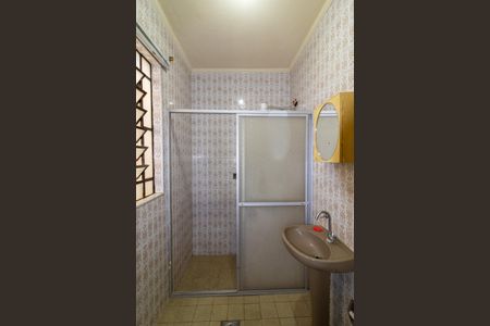 Casa à venda com 250m², 2 quartos e 3 vagasBanheiro Social
