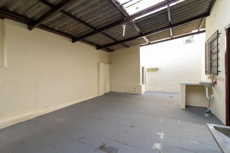 Casa à venda com 250m², 2 quartos e 3 vagasÁrea de Serviço