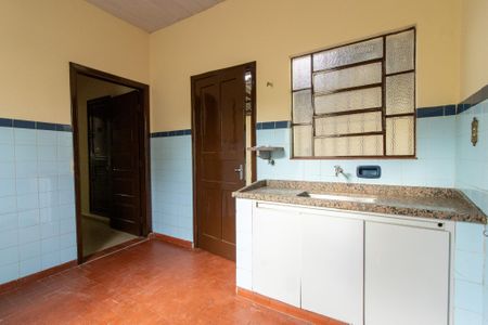 Casa à venda com 250m², 2 quartos e 3 vagasCozinha