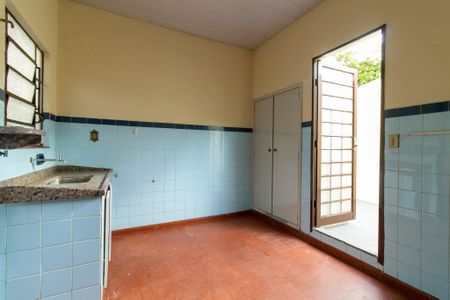 Casa à venda com 250m², 2 quartos e 3 vagasCozinha