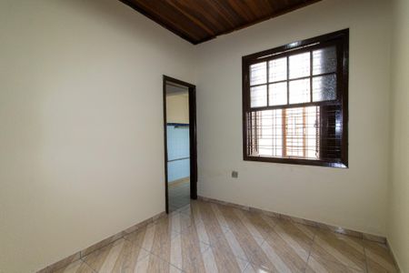 Casa à venda com 250m², 2 quartos e 3 vagasSuíte 