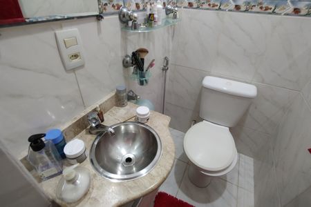 Apartamento à venda com 65m², 2 quartos e 1 vaga Apartamento à venda com 65m², 2 quartos e 1 vagaBanheiro da Suíte