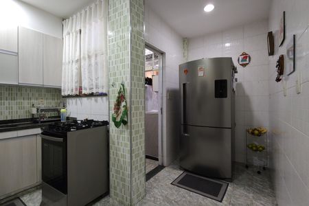 Apartamento à venda com 65m², 2 quartos e 1 vaga Apartamento à venda com 65m², 2 quartos e 1 vagaCozinha - Armários