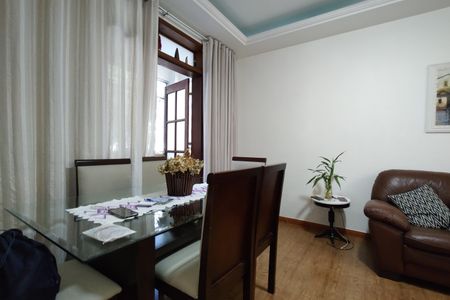 Apartamento à venda com 65m², 2 quartos e 1 vaga Apartamento à venda com 65m², 2 quartos e 1 vagaSala