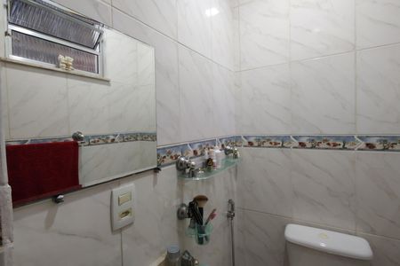 Apartamento à venda com 65m², 2 quartos e 1 vaga Apartamento à venda com 65m², 2 quartos e 1 vagaBanheiro da Suíte