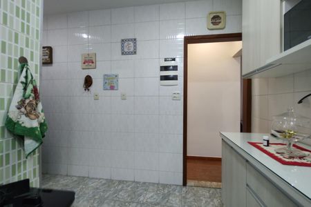 Apartamento à venda com 65m², 2 quartos e 1 vaga Apartamento à venda com 65m², 2 quartos e 1 vagaCozinha - Armários