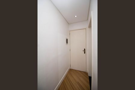 Apartamento à venda com 64m², 3 quartos e 1 vaga Apartamento à venda com 64m², 3 quartos e 1 vagaCorredor