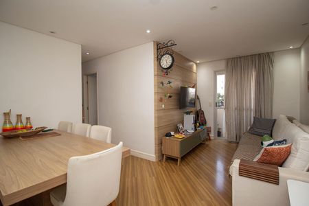 Apartamento à venda com 64m², 3 quartos e 1 vaga Apartamento à venda com 64m², 3 quartos e 1 vagaSala