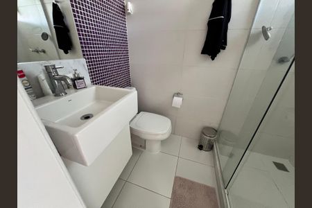 Casa de condomínio à venda com 173m², 7 quartos e 1 vagaBanheiro Suíte 3