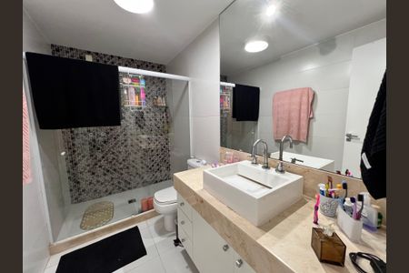 Casa de condomínio à venda com 173m², 7 quartos e 1 vagaBanheiro Suíte 6