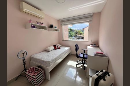 Casa de condomínio à venda com 173m², 7 quartos e 1 vagaQuarto 4