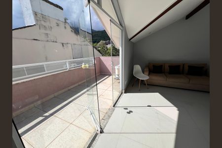 Casa de condomínio à venda com 173m², 7 quartos e 1 vagaQuarto 01 Suíte