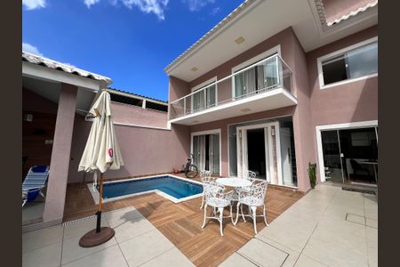 Casa de condomínio à venda com 173m², 7 quartos e 1 vagaQuintal / Garagem / Área Gourmet / Piscina