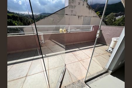 Casa de condomínio à venda com 173m², 7 quartos e 1 vagaVaranda Suíte 01