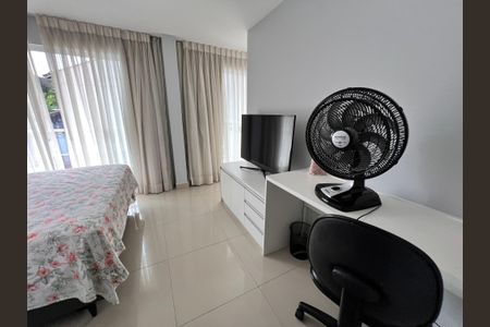 Casa de condomínio à venda com 173m², 7 quartos e 1 vagaQuarto 6 Suíte