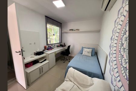 Casa de condomínio à venda com 173m², 7 quartos e 1 vagaQuarto 3 Suíte