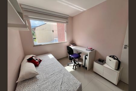 Casa de condomínio à venda com 173m², 7 quartos e 1 vagaQuarto 4