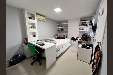 Casa de condomínio à venda com 173m², 7 quartos e 1 vagaQuarto 5 - Suíte