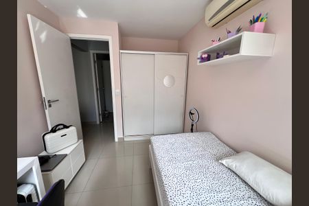 Casa de condomínio à venda com 173m², 7 quartos e 1 vagaQuarto 4