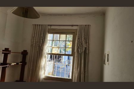 Casa à venda com 188m², 2 quartos e 1 vaga