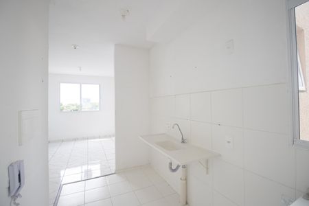 Apartamento para alugar com 40m², 2 quartos e 1 vaga Apartamento para alugar com 40m², 2 quartos e 1 vagaCozinha e Área de Serviço