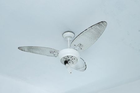 Casa para alugar com 32m², 1 quarto e sem vaga Casa para alugar com 32m², 1 quarto e sem vagaQuarto