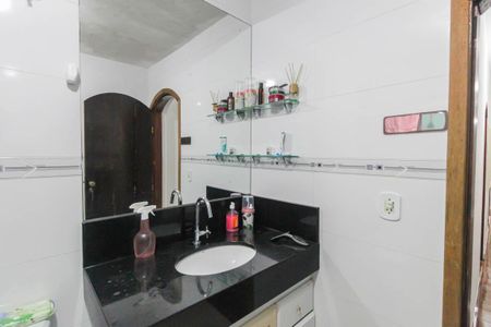 Casa à venda com 300m², 5 quartos e 6 vagasBanheiro 1