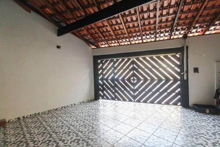 Casa à venda com 300m², 5 quartos e 6 vagasGaragem 