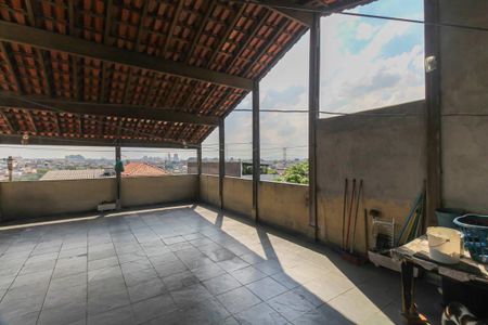 Casa à venda com 300m², 5 quartos e 6 vagasVaranda