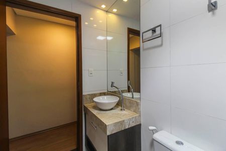 Casa à venda com 300m², 5 quartos e 6 vagasBanheiro 2