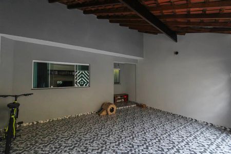 Casa à venda com 300m², 5 quartos e 6 vagasGaragem 