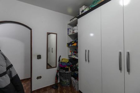 Casa à venda com 300m², 5 quartos e 6 vagasQuarto 2