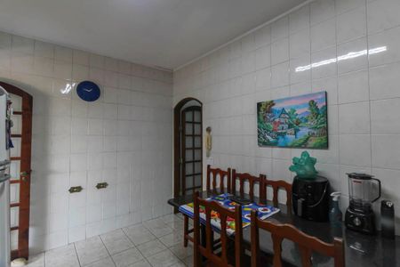 Casa à venda com 300m², 5 quartos e 6 vagasCozinha 1