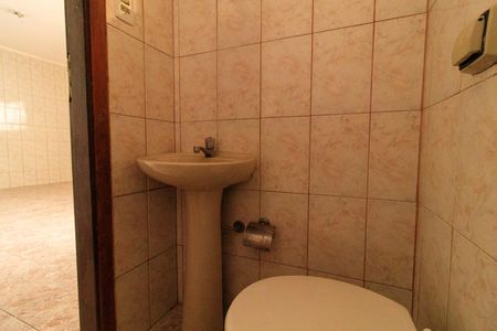 Casa à venda com 120m², 1 quarto e 2 vagasBanheiro de Serviço