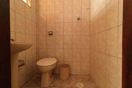 Casa à venda com 120m², 1 quarto e 2 vagasBanheiro de Serviço